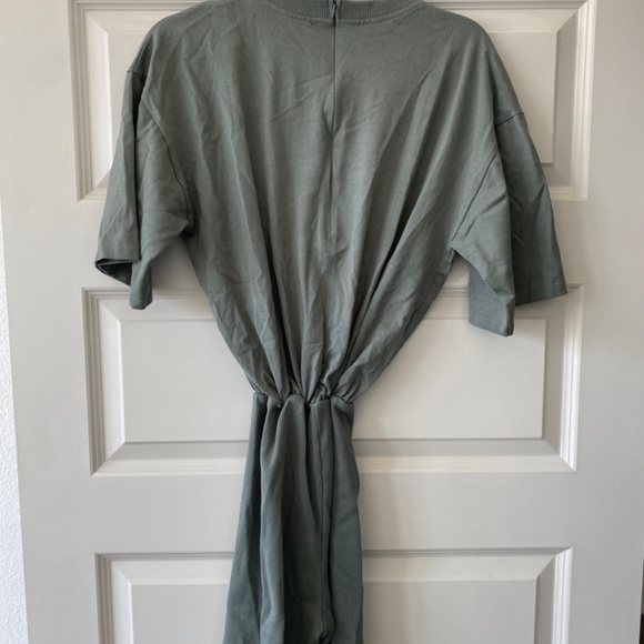 NWT Zara Fitted Shorts Romper Sage Green - Picture 6 of 6